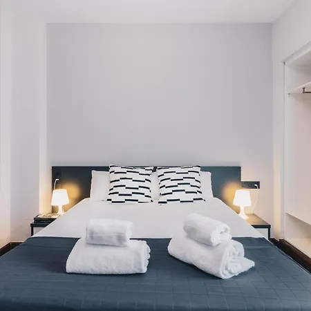 Sunset By People Hotel San Sebastian