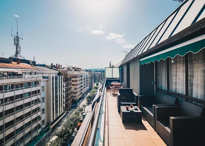 Sunset By People * San Sebastián