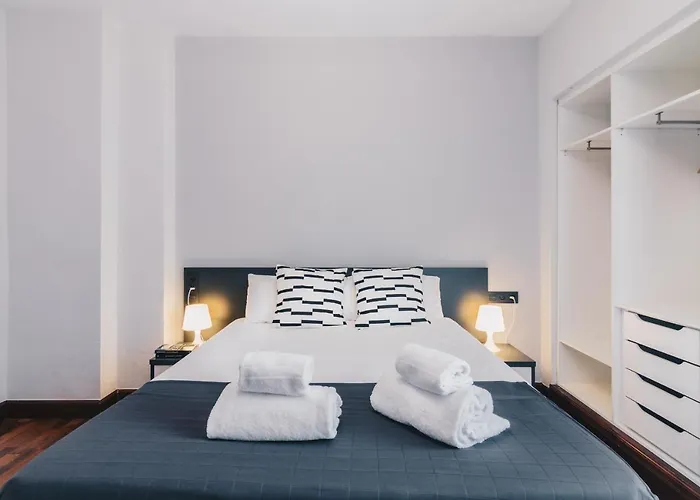 Sunset By People Hotel San Sebastian