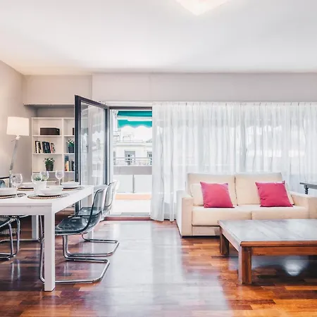 酒店 Sunset By People *